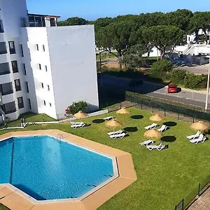https://tenis-golfmar-apartment-with-pool-view-409a.hotelaalgarve.com