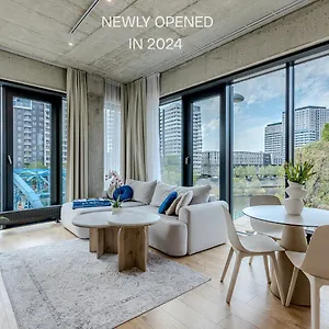  Apartment River Premium